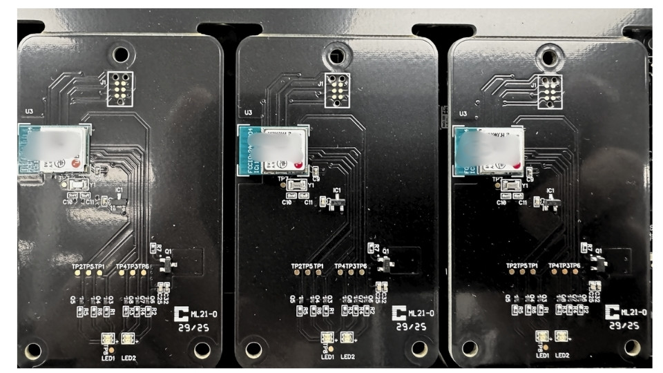 Rigid PCB fabrication with black solder mask and surface-mount component pads